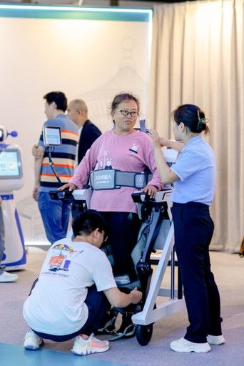 積極融入新時代首都發展 奮發有為譜寫京彩華章——首都養老服務的高質量發展之路